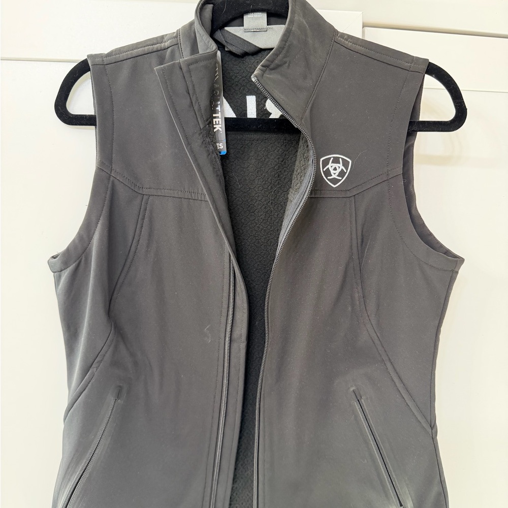Ariat Black Cold Series Vest